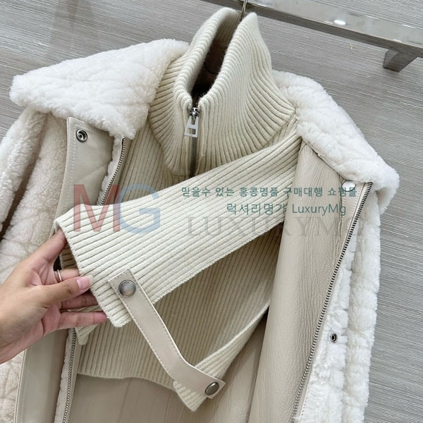   þ   Ʈ DO6134054-8