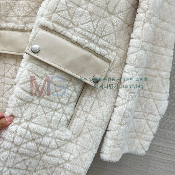   þ   Ʈ DO6134054-8