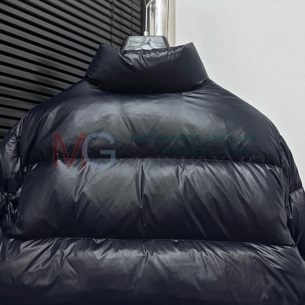   ٿ е GU836367-1