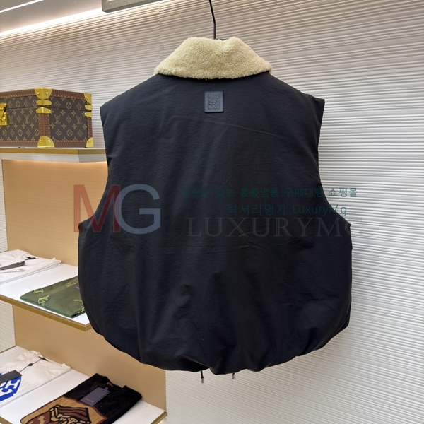  ο ٿ е  LW1761418-1