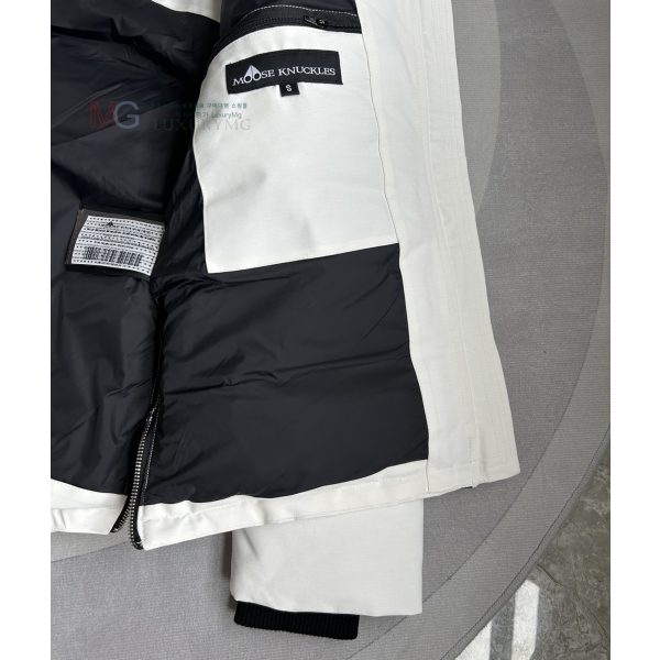  Ŭ ٿ е M68K2110252-8