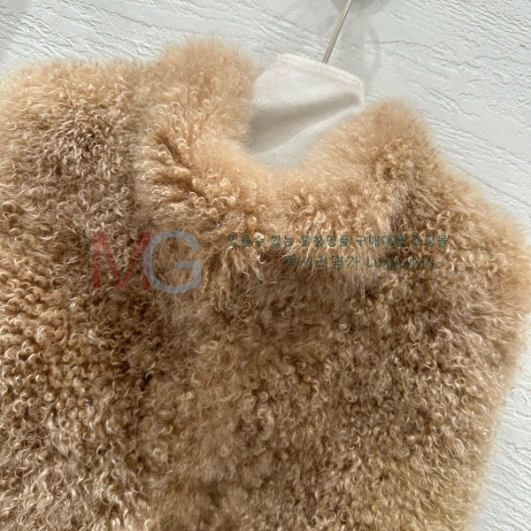  η** þ    LP23243033-1