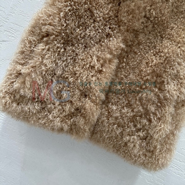  η** þ    LP23243033-1