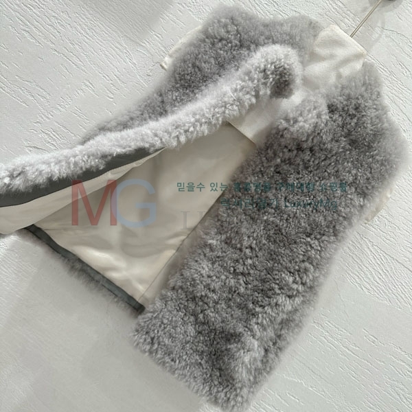  η** þ    LP23243033-4