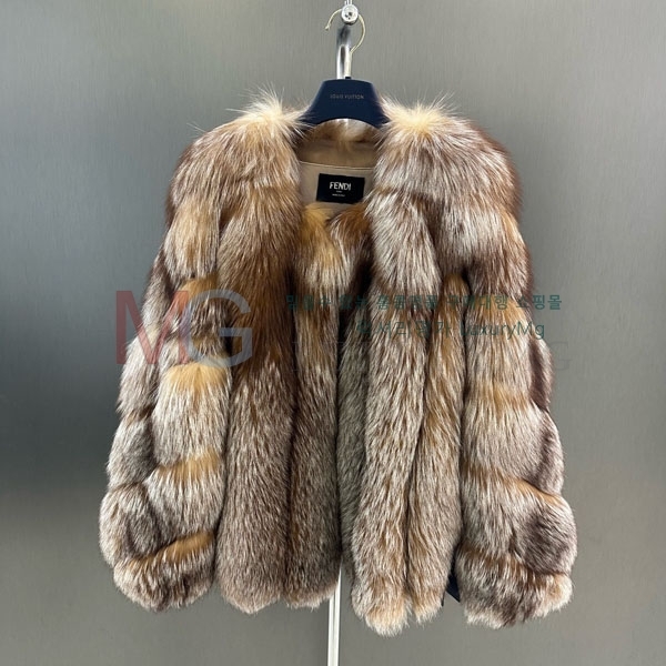   þ   FEND234008-6