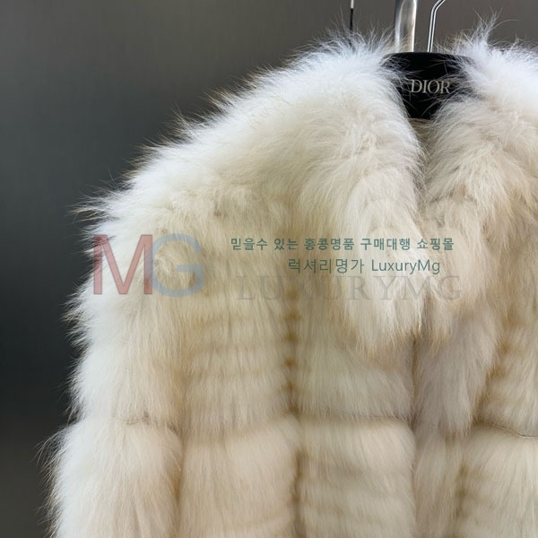   þ   DO8234077-15