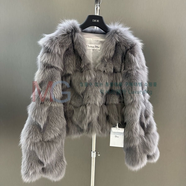   þ   DO8234077-17