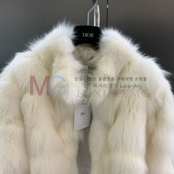   þ   DO8234077-22