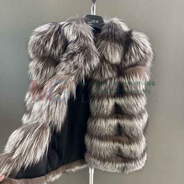   þ    FEND234008-4