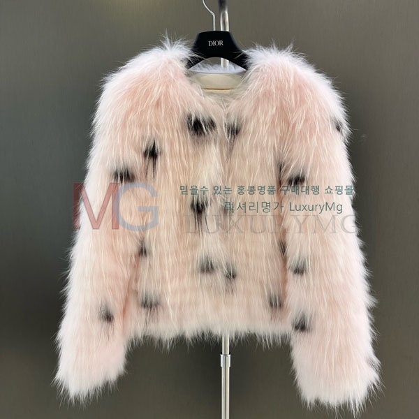   þ   DO8234077-30