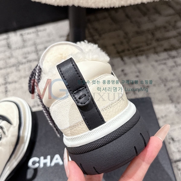 ���� ��* ĳ�־� ����Ŀ�� AT555032-1