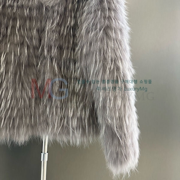   þ   DO8234077-32