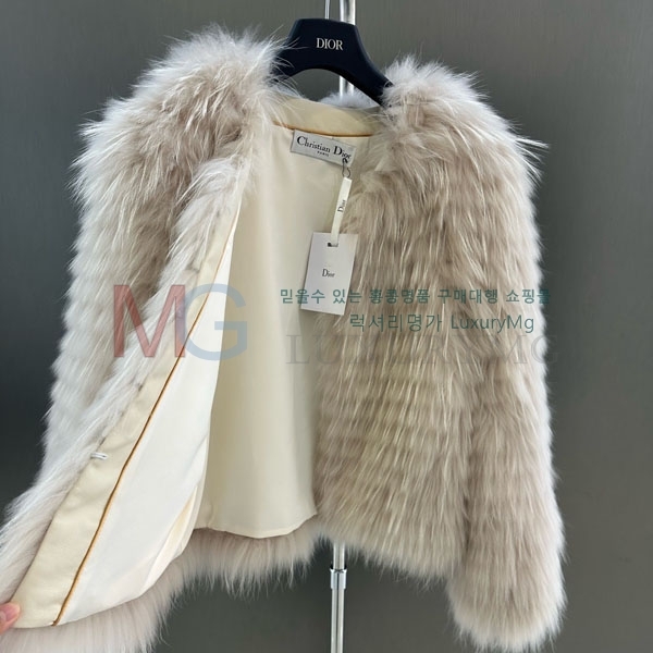   þ   DO8234077-33