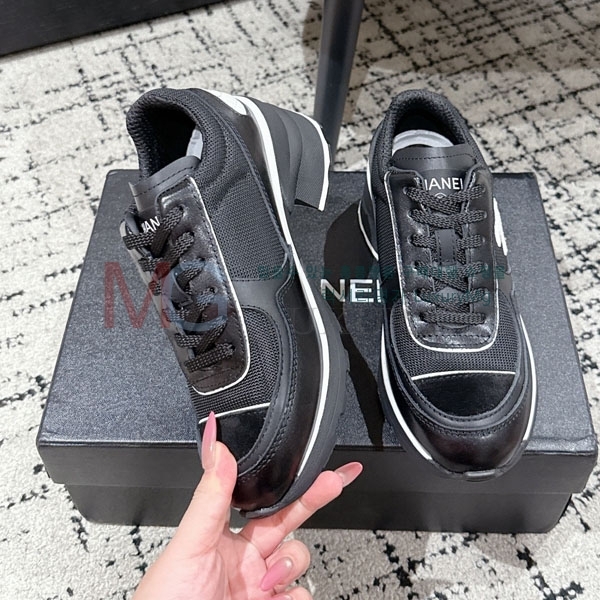 ���� ��* ĳ�־� ����Ŀ�� AT555033-4