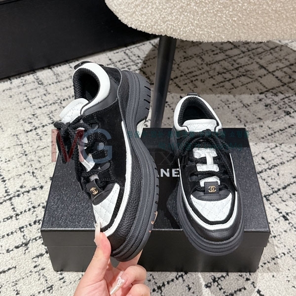 ���� ��* ĳ�־� ����Ŀ�� AT555035-1