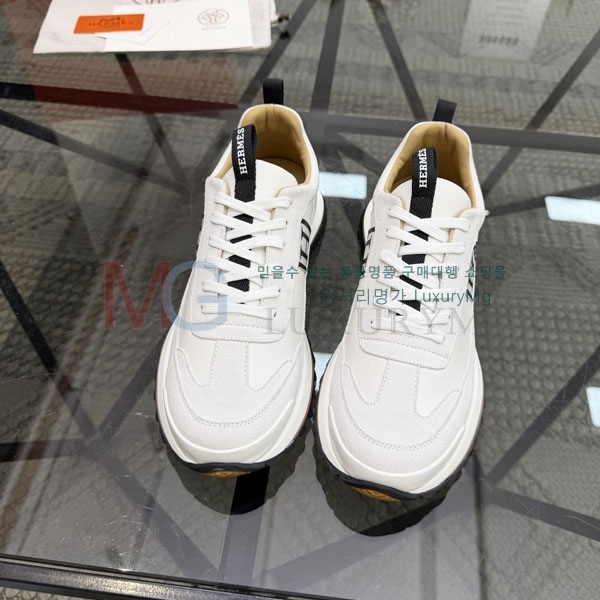 ���� �����޽� ����Ŀ�� HE0669021-4