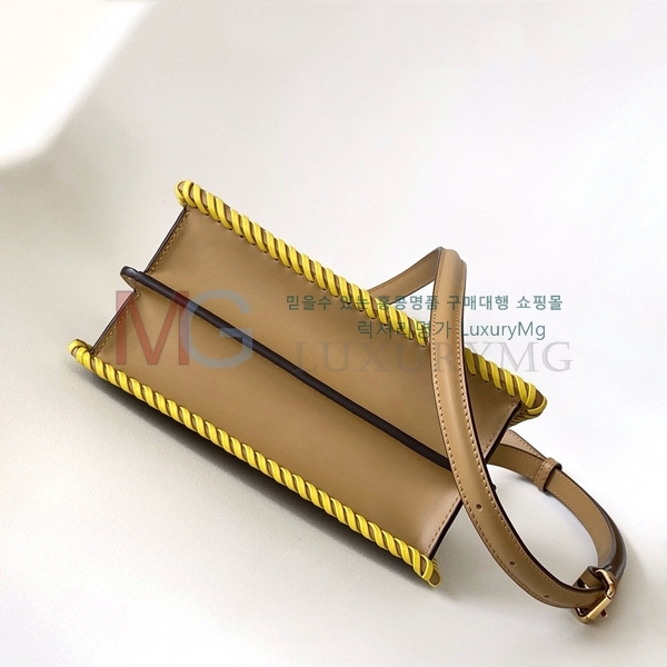  ī ̾ ڴ ̴ F0095001-2