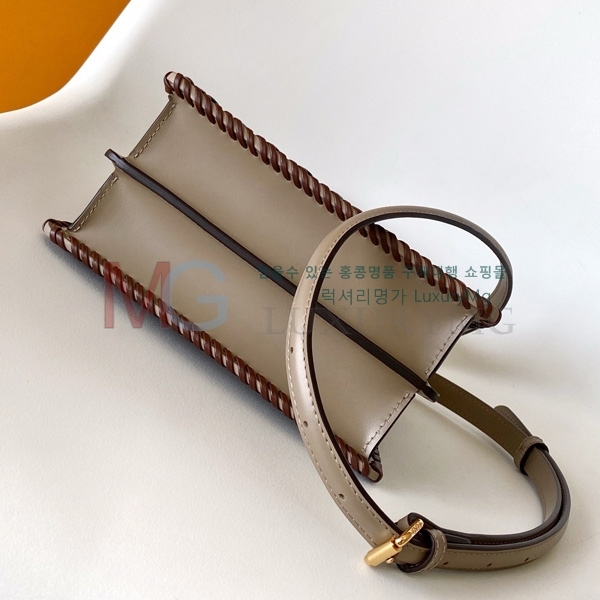  ī ̾ ڴ ̴ F0095001-4