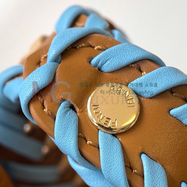  ī ̾ ڴ ̴ F0095001-1