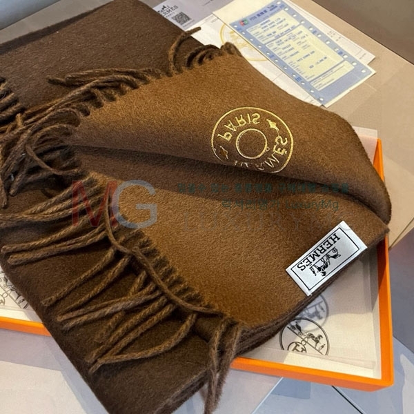 η** ÷/ī LP7168124-3