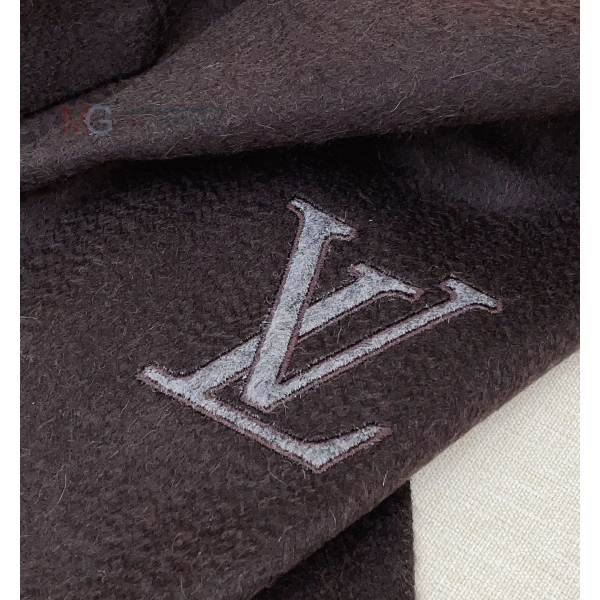 ̺ ÷/ī L82817369-1