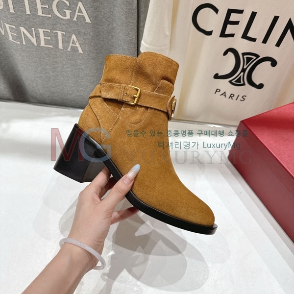 ���� �߷�Ƽ�� ���� VA677803