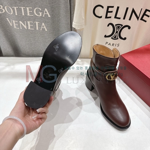 ���� �߷�Ƽ�� ���� VA677803-4