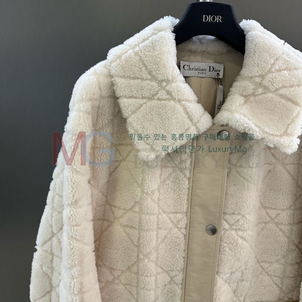   þ   Ʈ DO8234065-3