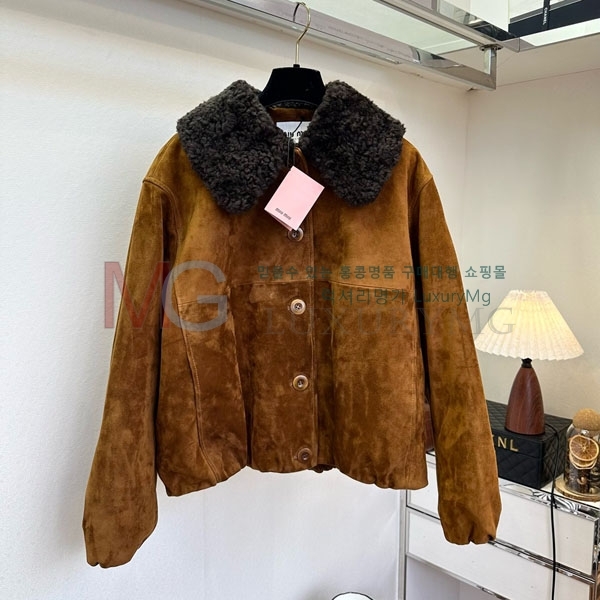  ̿̿ þ   MIU234033-4