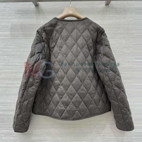  η** ٿ е LP2923022-3