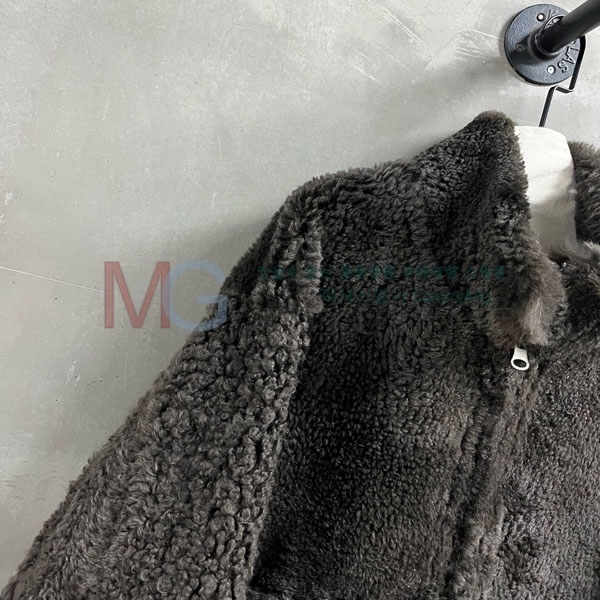  η**  þ   LP31055-17