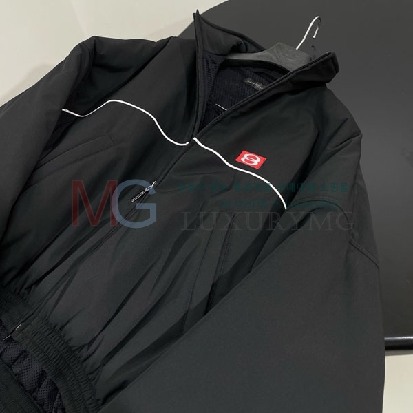  ߷þư е  BL0234220-1