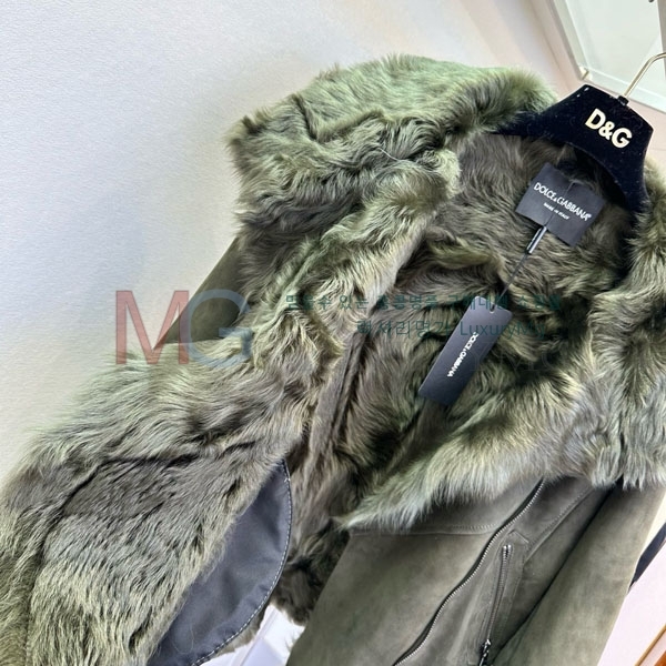  üذٳ þ   DG3240354-6