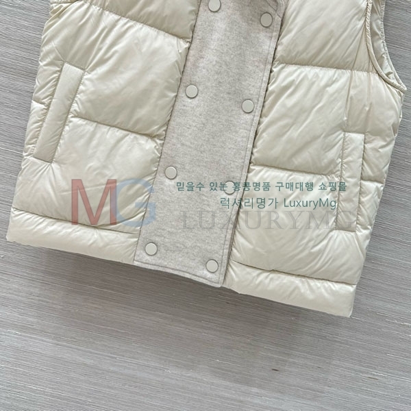  η** ٿ е  LP31055-17