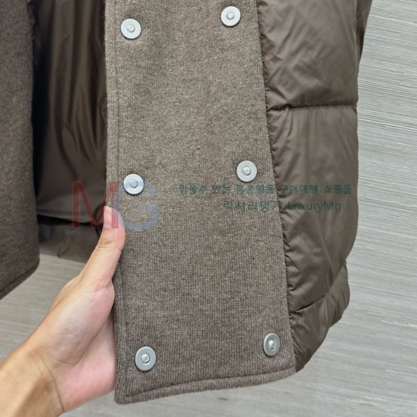  η** ٿ е  LP31055-18