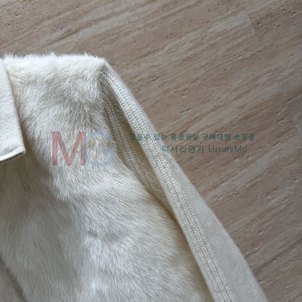  η** þ   LP23345054-11