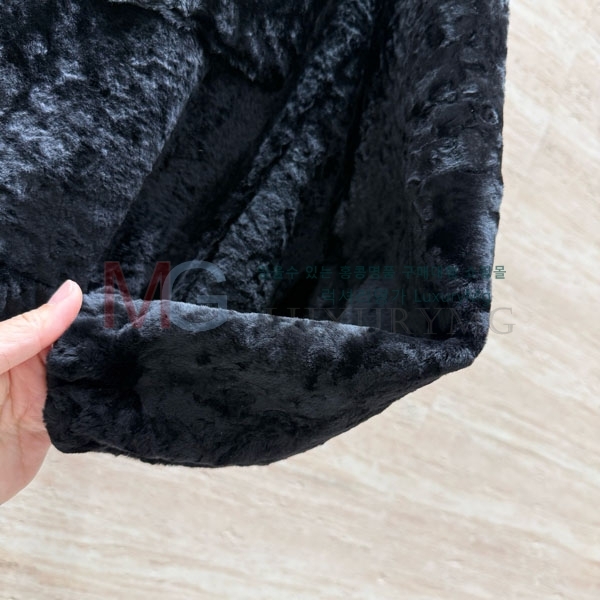  ο þ   LOW234080-5