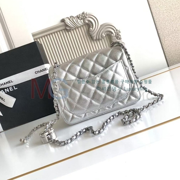 ��* Ŭ���� �̴� �÷��� AS5758-1