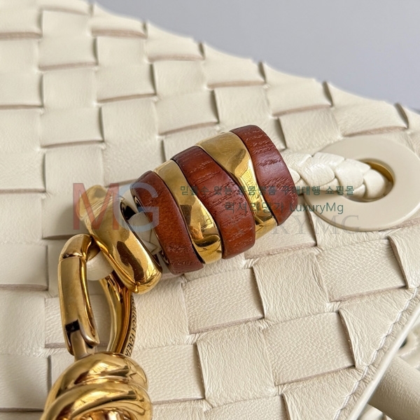 ���װ�����Ÿ ���� �ȵ�Ƹ� ž �ڵ�� 743568-315