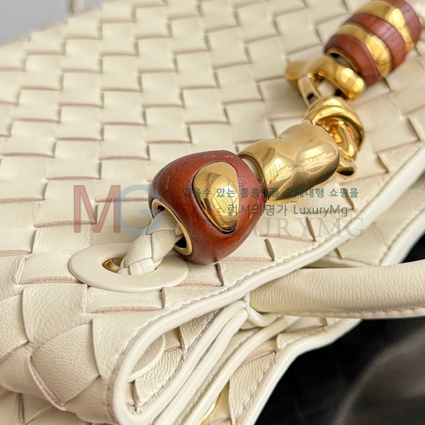 ���װ�����Ÿ ���� �ȵ�Ƹ� ž �ڵ�� 743568-315