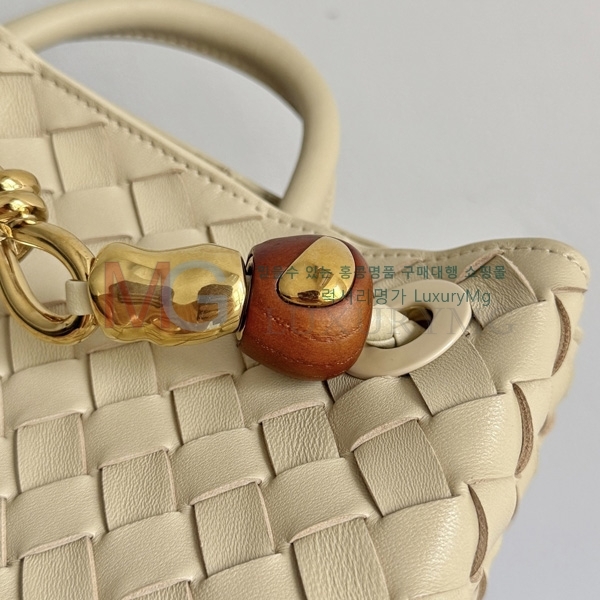 ���װ�����Ÿ ���� �ȵ�Ƹ� ž �ڵ�� 743568-317