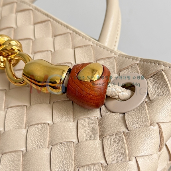 ���װ�����Ÿ ���� �ȵ�Ƹ� ž �ڵ�� 743568-320