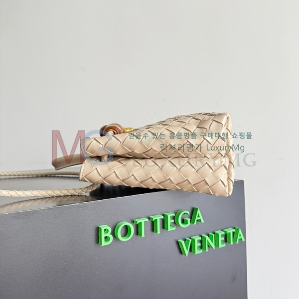 ���װ�����Ÿ ���� �ȵ�Ƹ� ž �ڵ�� 743568-320