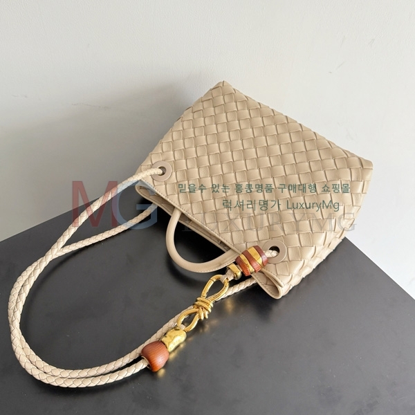 ���װ�����Ÿ ���� �ȵ�Ƹ� ž �ڵ�� 743568-320