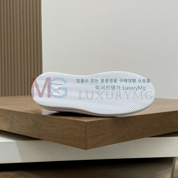 ���� ���̺��� ĳ�־� ���� 1LV303668-1