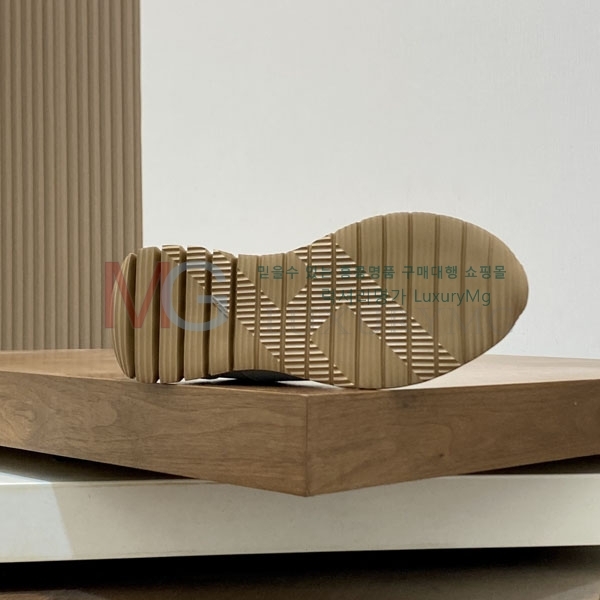 ���� �����޽� ����Ŀ�� 3HE700032