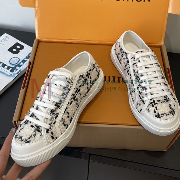 ���� ���̺��� Lagoon ����Ŀ�� LV7800642-4