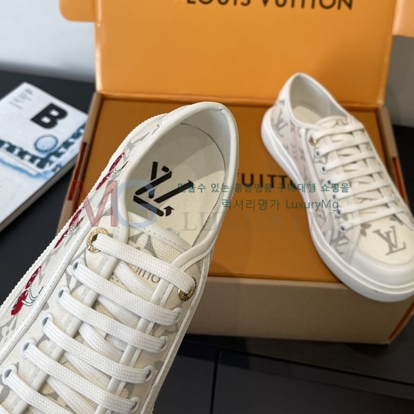 ���� ���̺��� Lagoon ����Ŀ�� LV7800642-2