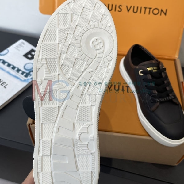 ���� ���̺��� Lagoon ����Ŀ�� LV7800641-1