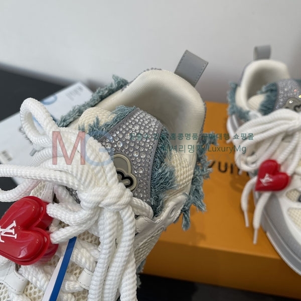 �������� ���̺��� Skate����Ŀ�� LV788051-2